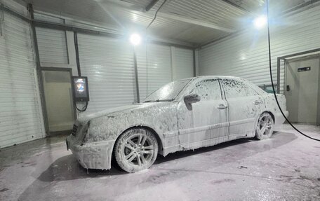 Mercedes-Benz E-Класс, 2001 год, 219 000 рублей, 6 фотография