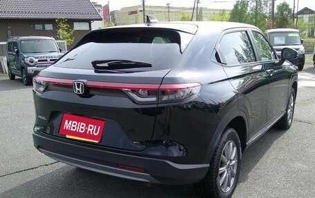 Honda Vezel, 2023 год, 1 850 000 рублей, 6 фотография