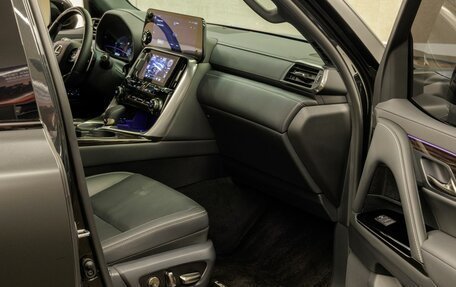 Lexus LX, 2026 год, 20 000 000 рублей, 20 фотография
