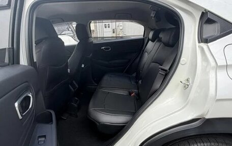 Honda Vezel, 2022 год, 1 760 000 рублей, 11 фотография