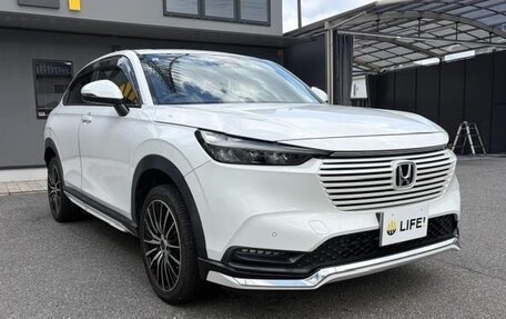 Honda Vezel, 2022 год, 1 760 000 рублей, 3 фотография