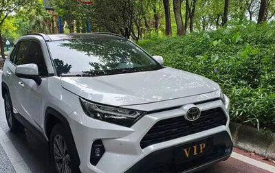 Toyota RAV4, 2024 год, 3 250 700 рублей, 1 фотография