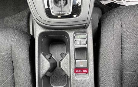 Honda Vezel, 2023 год, 1 840 000 рублей, 14 фотография