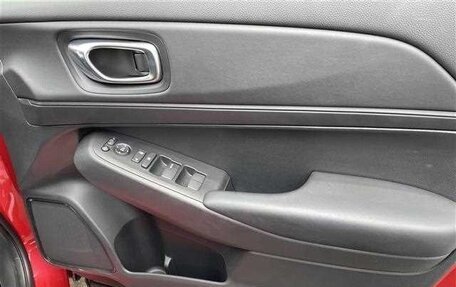 Honda Vezel, 2023 год, 1 840 000 рублей, 16 фотография