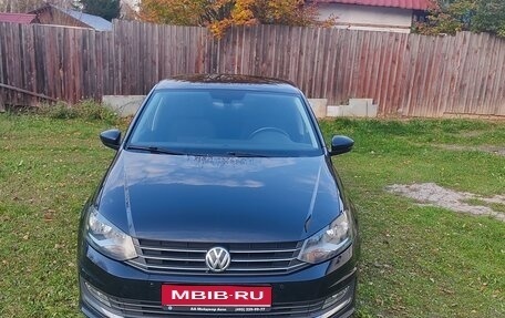 Volkswagen Polo VI (EU Market), 2017 год, 1 250 000 рублей, 1 фотография