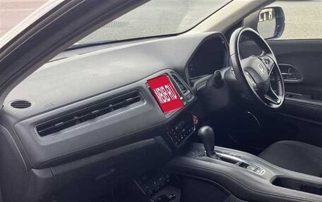 Honda Vezel, 2021 год, 1 467 000 рублей, 10 фотография