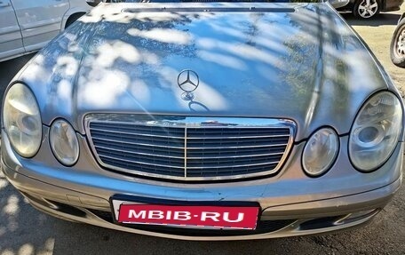 Mercedes-Benz E-Класс, 2004 год, 990 000 рублей, 1 фотография