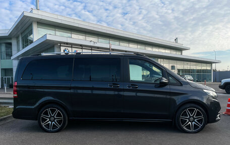 Mercedes-Benz V-Класс, 2022 год, 7 888 000 рублей, 4 фотография