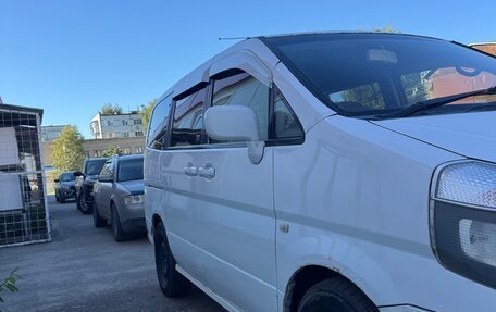 Nissan Serena II, 2001 год, 310 000 рублей, 2 фотография