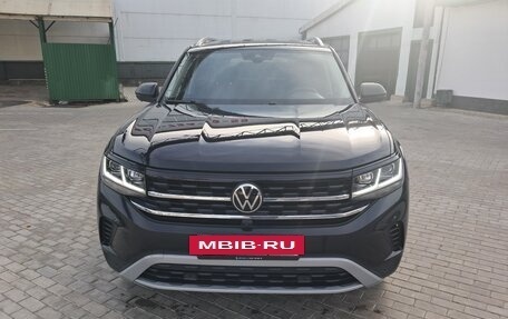 Volkswagen Teramont I, 2021 год, 5 000 000 рублей, 2 фотография