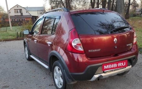 Renault Sandero I, 2013 год, 749 000 рублей, 5 фотография