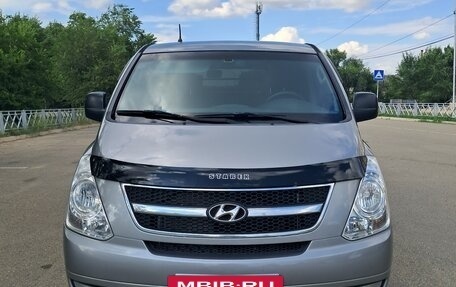 Hyundai Grand Starex Grand Starex I рестайлинг 2, 2011 год, 1 550 000 рублей, 3 фотография