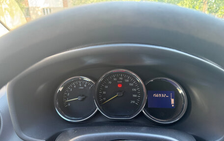 Renault Logan I, 2014 год, 560 000 рублей, 7 фотография
