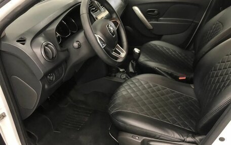 Renault Sandero II рестайлинг, 2021 год, 1 400 000 рублей, 18 фотография