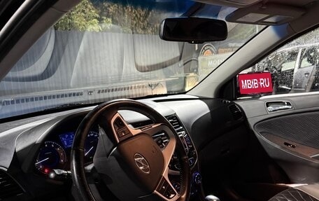 Hyundai Solaris II рестайлинг, 2012 год, 830 000 рублей, 9 фотография