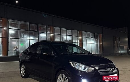 Hyundai Solaris II рестайлинг, 2012 год, 830 000 рублей, 3 фотография