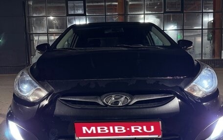 Hyundai Solaris II рестайлинг, 2012 год, 830 000 рублей, 7 фотография