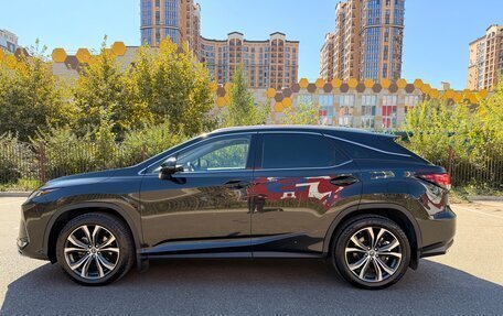 Lexus RX IV рестайлинг, 2020 год, 4 590 000 рублей, 8 фотография