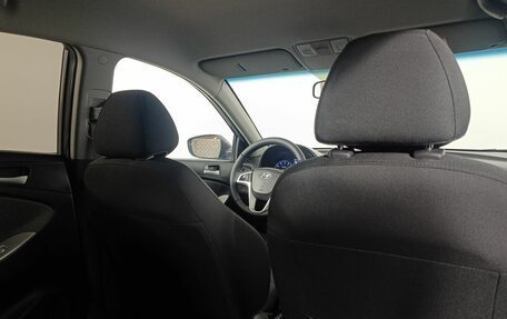 Hyundai Solaris II рестайлинг, 2011 год, 890 000 рублей, 10 фотография