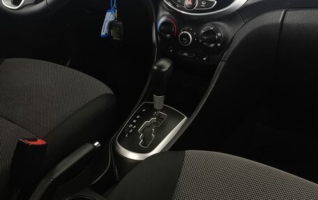 Hyundai Solaris II рестайлинг, 2011 год, 890 000 рублей, 14 фотография