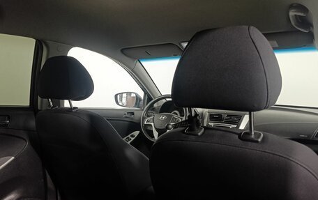 Hyundai Solaris II рестайлинг, 2012 год, 830 000 рублей, 10 фотография