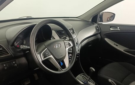 Hyundai Solaris II рестайлинг, 2012 год, 830 000 рублей, 9 фотография