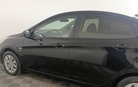 Hyundai Solaris II рестайлинг, 2012 год, 830 000 рублей, 16 фотография