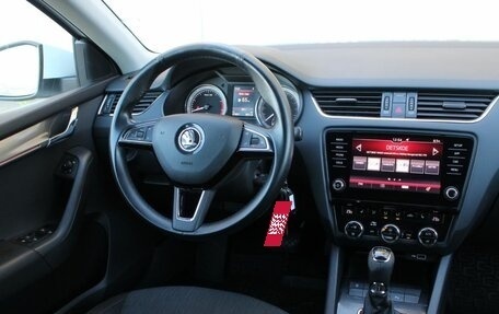 Skoda Octavia, 2018 год, 1 275 000 рублей, 17 фотография
