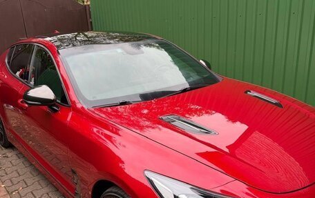 KIA Stinger I, 2022 год, 2 650 000 рублей, 2 фотография