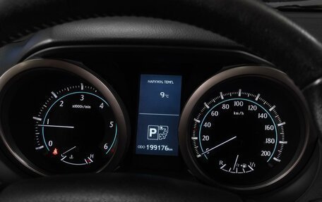 Toyota Land Cruiser Prado 150 рестайлинг, 2011 год, 3 299 000 рублей, 17 фотография