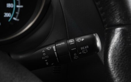 Toyota Land Cruiser Prado 150 рестайлинг, 2011 год, 3 299 000 рублей, 19 фотография