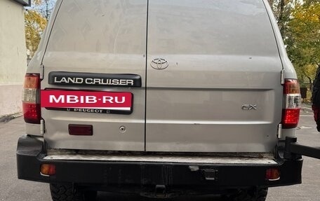 Toyota Land Cruiser 100 рестайлинг 2, 2005 год, 2 900 000 рублей, 5 фотография