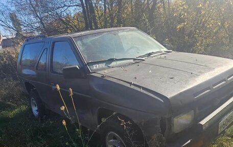 Nissan Terrano II рестайлинг, 1991 год, 210 000 рублей, 2 фотография