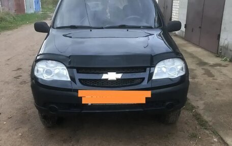 Chevrolet Niva I рестайлинг, 2011 год, 450 000 рублей, 2 фотография