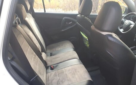 Toyota RAV4, 2011 год, 1 100 000 рублей, 8 фотография