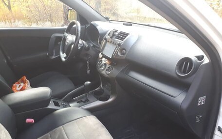 Toyota RAV4, 2011 год, 1 100 000 рублей, 7 фотография