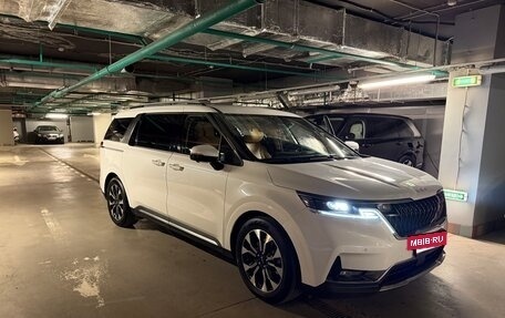 KIA Carnival, 2021 год, 4 400 000 рублей, 5 фотография