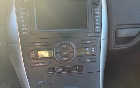 Toyota Auris II, 2010 год, 1 350 000 рублей, 14 фотография
