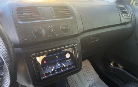 Skoda Fabia II, 2014 год, 579 000 рублей, 8 фотография