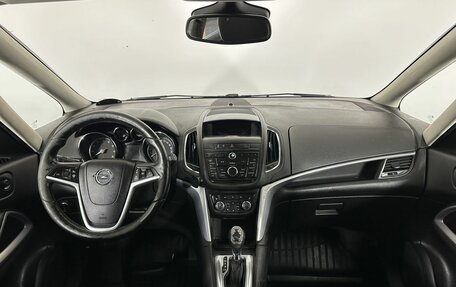 Opel Zafira C рестайлинг, 2013 год, 700 000 рублей, 7 фотография
