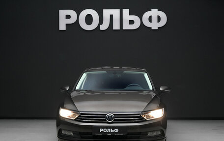 Volkswagen Passat B8 рестайлинг, 2018 год, 1 900 000 рублей, 2 фотография