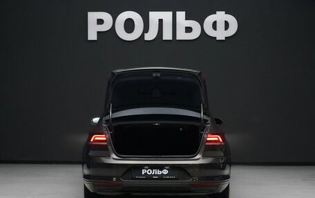 Volkswagen Passat B8 рестайлинг, 2018 год, 1 900 000 рублей, 11 фотография