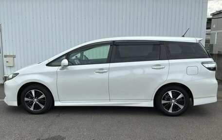Toyota Wish II, 2017 год, 1 180 000 рублей, 2 фотография