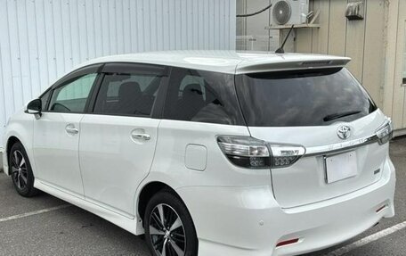 Toyota Wish II, 2017 год, 1 180 000 рублей, 3 фотография