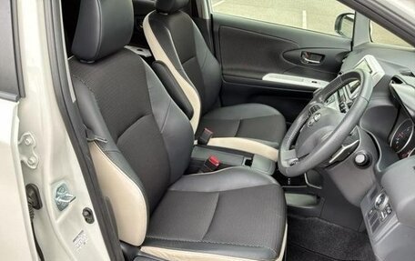 Toyota Wish II, 2017 год, 1 180 000 рублей, 11 фотография
