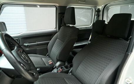Suzuki Jimny, 2021 год, 2 490 000 рублей, 33 фотография