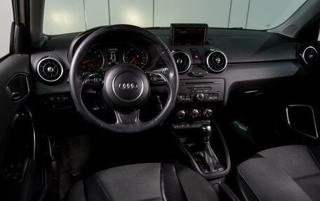 Audi A1, 2012 год, 1 169 000 рублей, 6 фотография