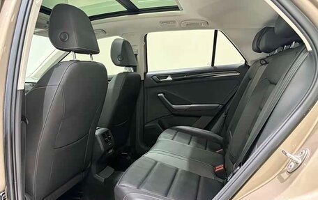 Volkswagen T-Roc I, 2023 год, 1 720 000 рублей, 11 фотография