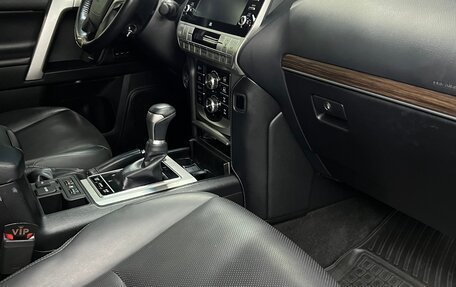 Toyota Land Cruiser Prado 150 рестайлинг, 2021 год, 6 500 000 рублей, 5 фотография