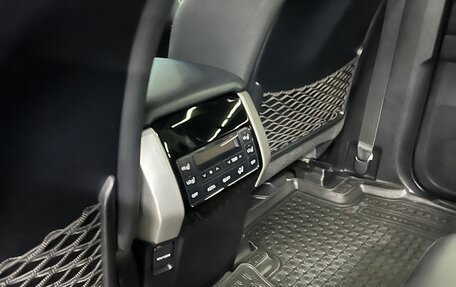 Toyota Land Cruiser Prado 150 рестайлинг, 2021 год, 6 500 000 рублей, 15 фотография